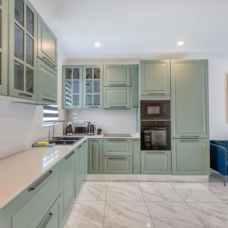 Malta Gem - 3br With Balconies 莫斯塔