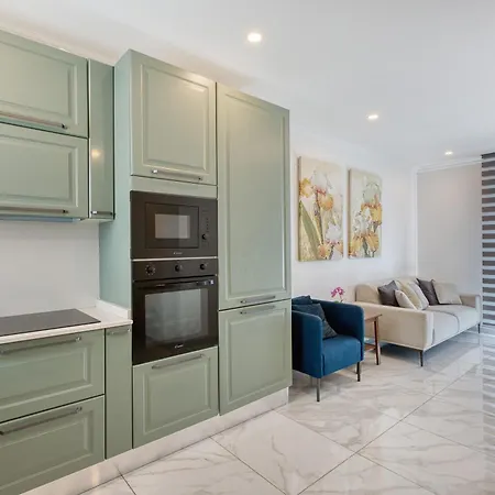 Malta Gem - 3br With Balconies 公寓 莫斯塔