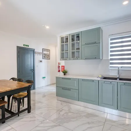 Malta Gem - 3br With Balconies 公寓 莫斯塔