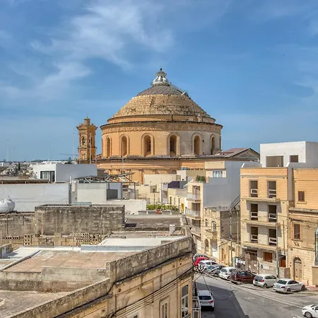 Malta Gem - 3br With Balconies 公寓 *